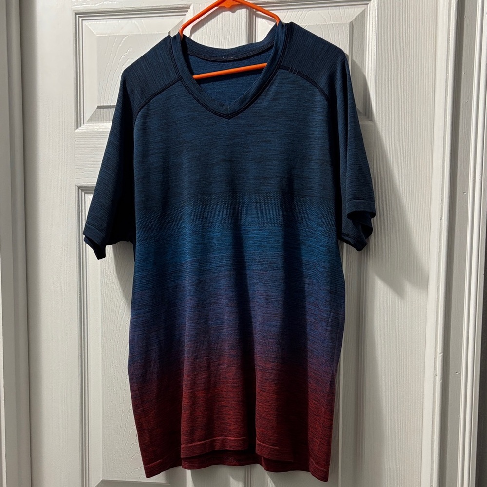Lululemon Men's Shirt Size Large